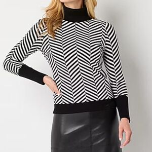 Worthington Large Chevron Black and White Striped Turtleneck Sweater